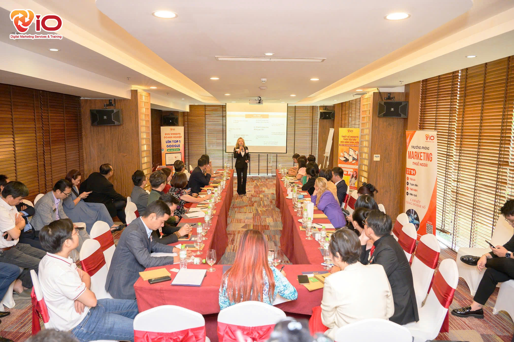 Tổng kết sự kiện: Đột phá doanh thu với Marketing số 13