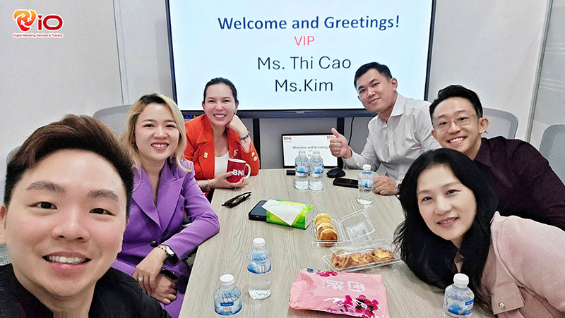 VIO GIAO LƯU CÙNG BNI SUMMIT TẠI SINGAPORE – KẾT NỐI KHÔNG BIÊN GIỚI
