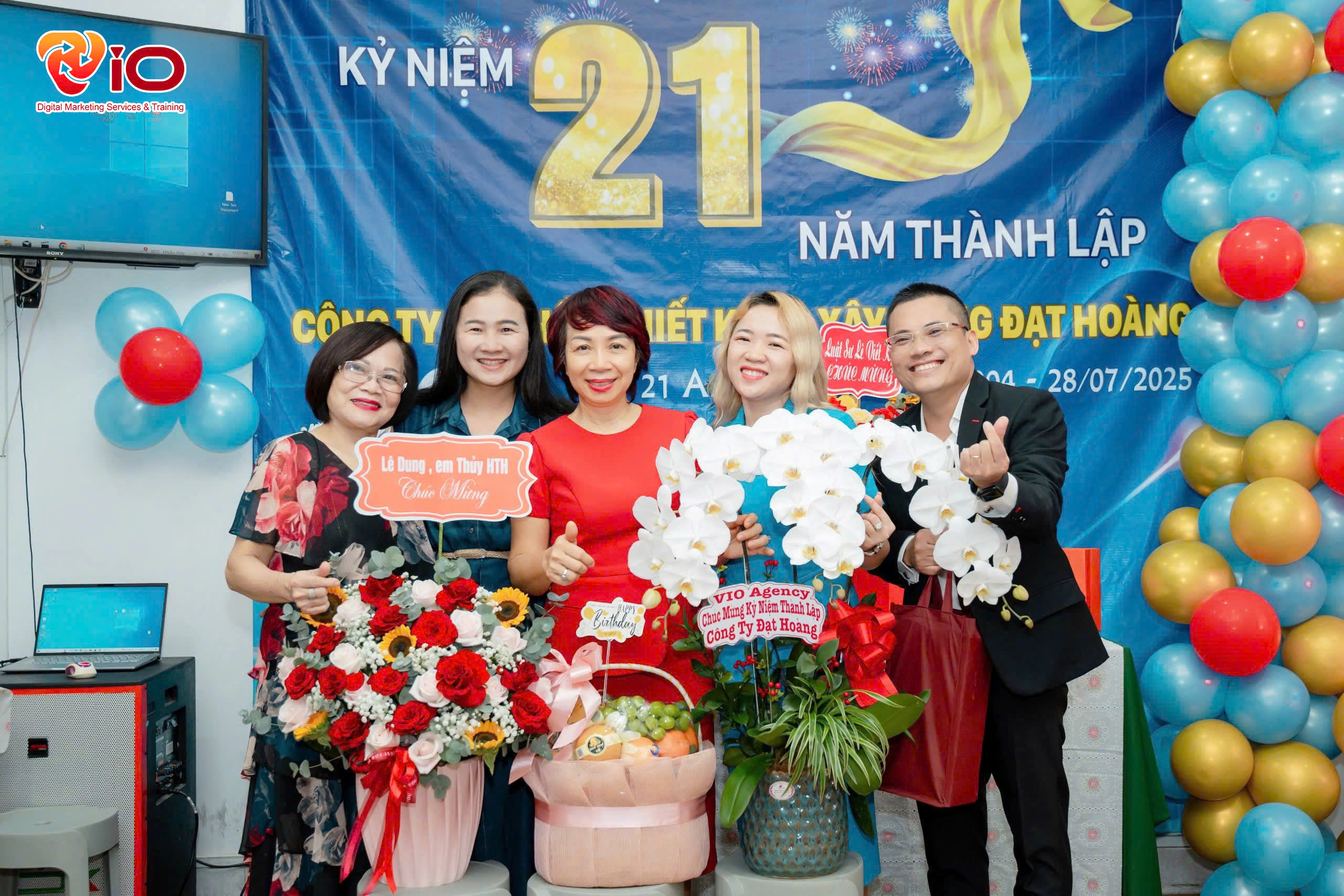 Chúc mừng 21 năm thành lập Đại Hoàng