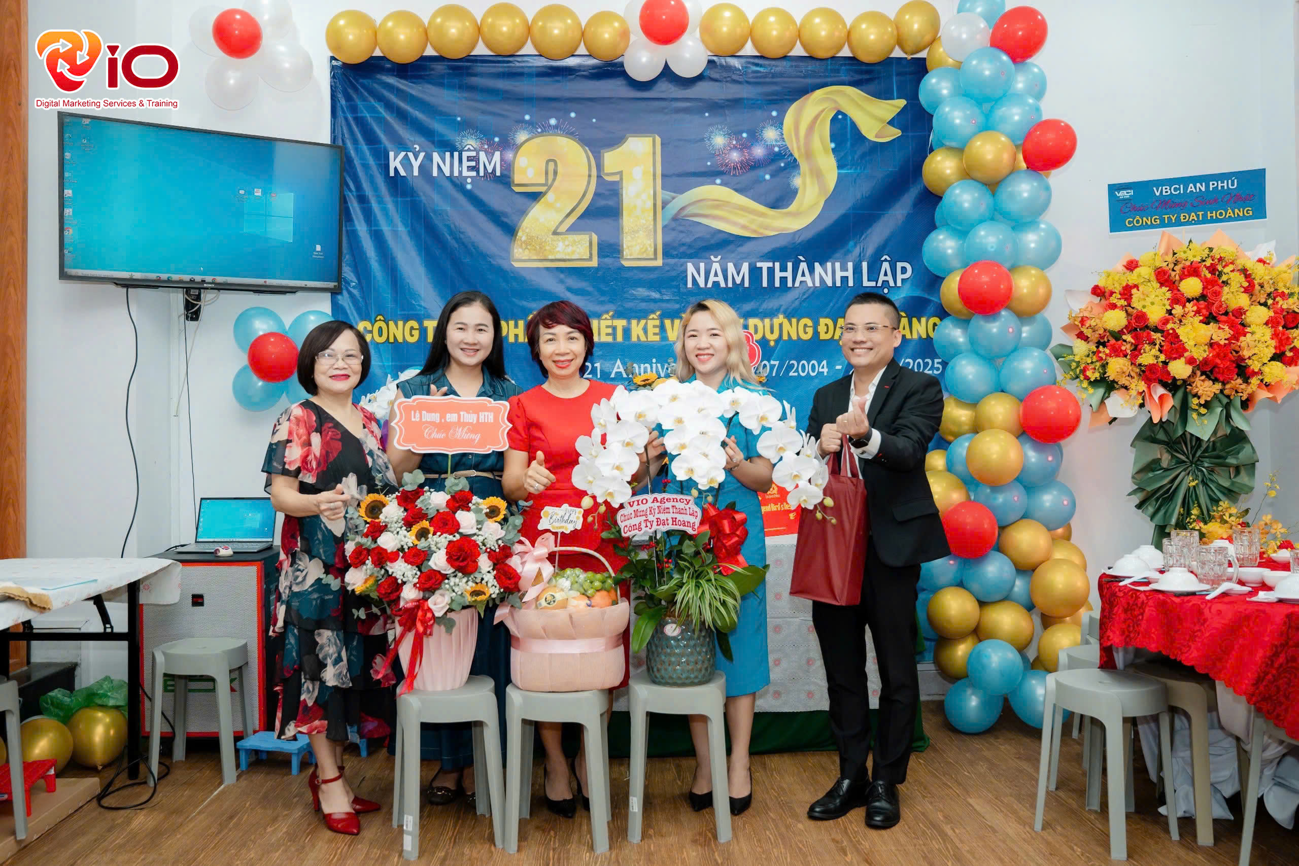 Chúc mừng 21 năm thành lập Đại Hoàng