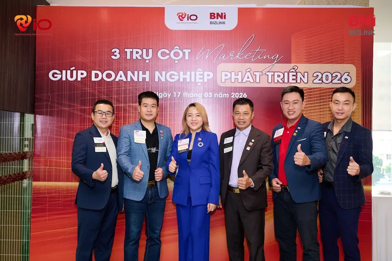 Doanh nhân kết nối kinh doanh tại sự kiện BNI Bizlink