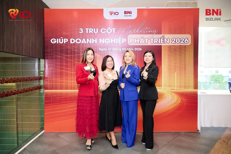 Doanh nhân kết nối kinh doanh tại sự kiện BNI Bizlink