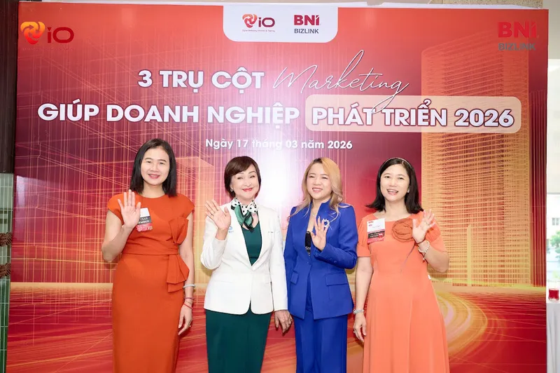 Doanh nhân kết nối kinh doanh tại sự kiện BNI Bizlink