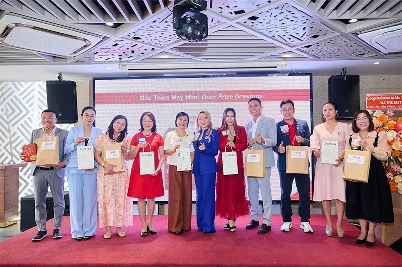 Doanh nhân kết nối kinh doanh tại sự kiện BNI Bizlink